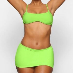 SKIMS Swim Micro Mini Skirt • Lime Neon Green • NWT Size Large
